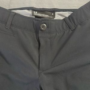Under Armour women’s fitted golf pants